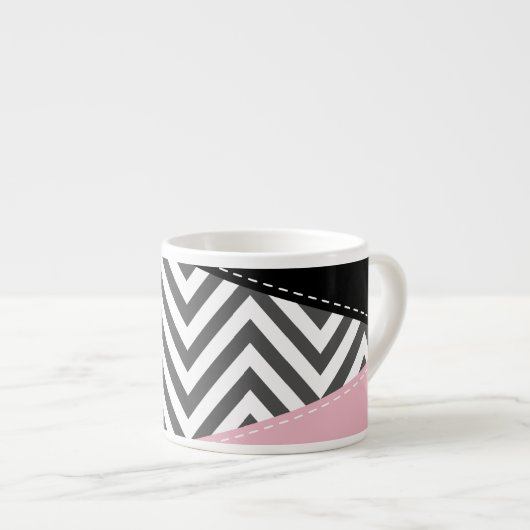 Tasse Expresso Gris Zigzag, Gris Chevron, Motif Zigzag, Rose (Devant droit)