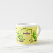 Tasse Expresso Illustration drôle de mante verte en prière (Devant droit)