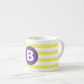 Tasse Expresso Jaune Ensoleillé Rayé Monogramme Violet (Devant droit)