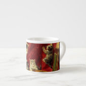 Tasse Expresso Mère Chat et chatons Jouer avec la guitare (Devant droit)