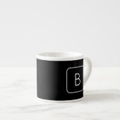 Tasse Expresso Monogramme Initial De Style Moderne | Blanc & Noir (Devant droit)