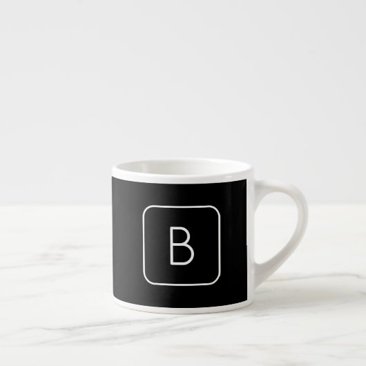 Tasse Expresso Monogramme Initial De Style Moderne | Blanc & Noir (Droite)
