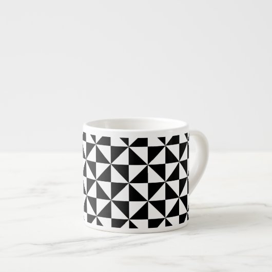 Tasse Expresso Motif triangulaire noir et blanc (Devant droit)