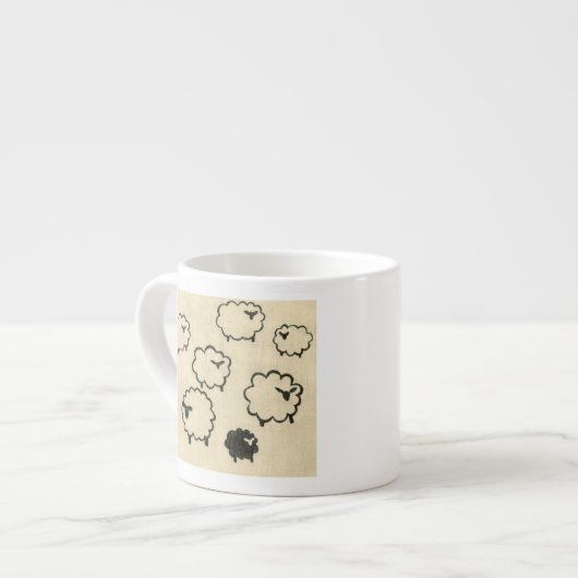 Tasse Expresso Mouton blanc et noir sur Arrière - plan crème (Devant gauche)