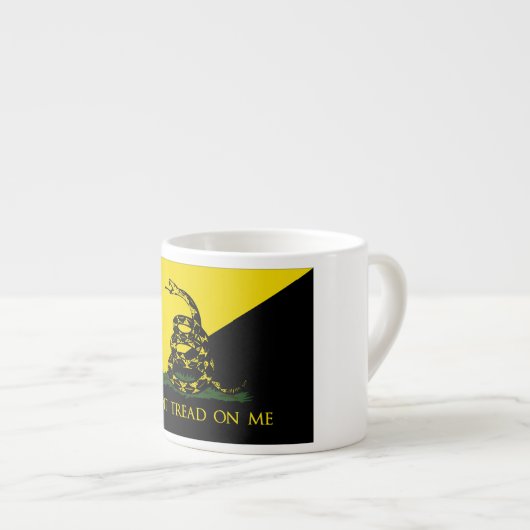 Tasse Expresso Ne marchez pas sur moi le drapeau d'anarchiste (Devant droit)