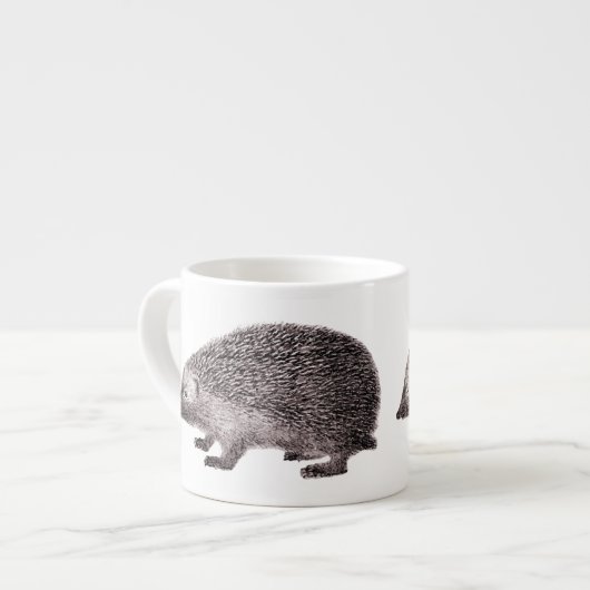 Tasse Expresso Petit hérisson adorable Hedgie de copie antique (Devant gauche)