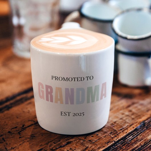 Tasse Expresso Promoté au cadeau Grandma EST 2025