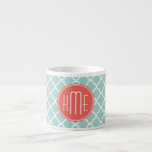 Tasse Expresso Quatrefoil à la menthe et au corail avec monogramm<br><div class="desc">Quatrefoil à la menthe et au corail avec monogramme personnalisé</div>