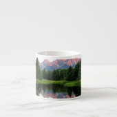 Tasse Expresso Réflexions grandes de Teton au-dessus de l'étang (Devant)