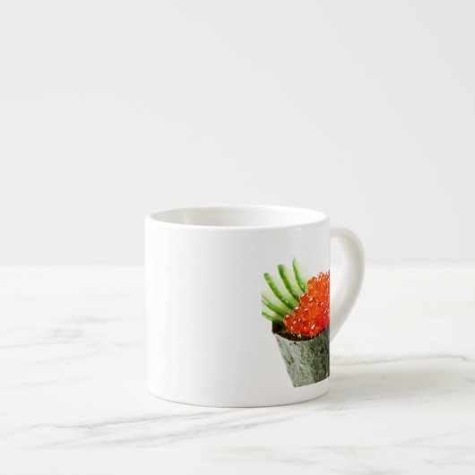 Tasse Expresso Sushi d'Ikura (oeufs de poisson saumonés) Gunkan (Devant droit)