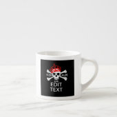 Tasse Expresso Votre texte Gardez le calme Crossbones de couronne (Droite)