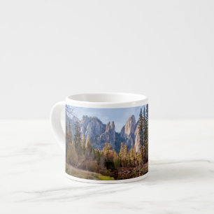 Tasse Expresso Vue des crêtes de cathédrale