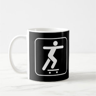 Tasse faisante de la planche à roulettes de