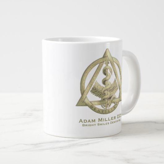 Tasse faite sur commande de dentiste (Devant droit)