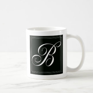 Tasse faite sur commande de monogramme - B initial