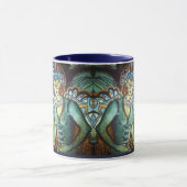 Tasse féerique de sauge blanche faisant face à (Centre)