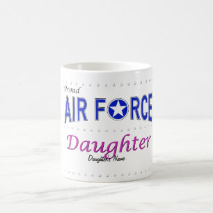 Tasse fière de fille de l'Armée de l'Air