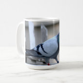 Tasse fière de pigeon voyageur (Devant gauche)
