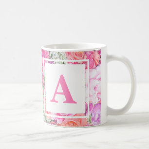 Tasse florale de monogramme d'aquarelle