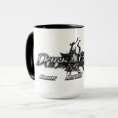 Tasse foncée d'autorités (Devant gauche)