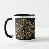 Tasse foncée de chemins de perle de labyrinthe de (Gauche)