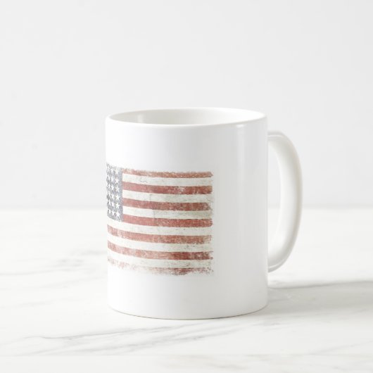 Tasse fraîche avec le drapeau affligé des (Devant droit)