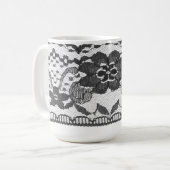 Tasse française vintage de dentelle (Devant gauche)