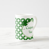 Tasse gaélique de porcelaine tendre de shamrock de