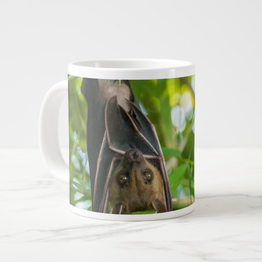 Tasse Géante Bonnet (Devant gauche)