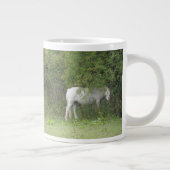 Tasse Géante Boue de Cheval blanc timide (Droite)