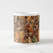 Tasse Géante Camouflage de Chasseur en automne (Devant)