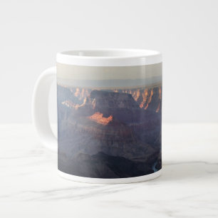 Tasse Géante Canyon grand et fleuve Colorado en Arizona