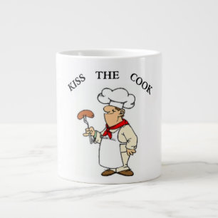 TASSE GÉANTE CHEF "KISS THE COOK"