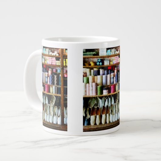 Tasse Géante Cloth au Général Store (Devant gauche)