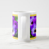 Tasse Géante Coupe violet de Pansy Jaune (Dos)