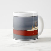 tasse géante de Baie Comeau (Devant droit)
