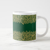 Tasse Géante Dentelle en feuilles d'or sur arrière - plan vert (Droite)