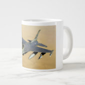 Tasse Géante F-16 Avion de combat Falcon Block 40 (Devant droit)
