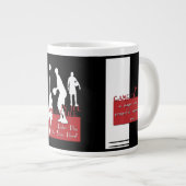 Tasse Géante Jouer ou rester à la maison (Devant droit)