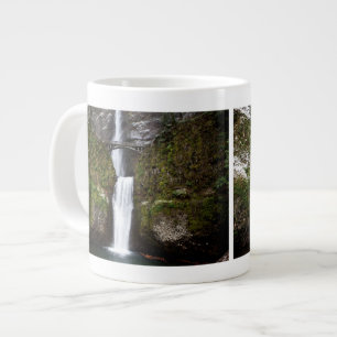 Tasse Géante Multnomah tombe en gorge de Colombie