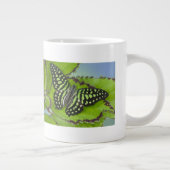 Tasse Géante Papillon sur fond vert (Droite)