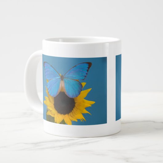 Tasse Géante Papillon sur Tournesol (Devant gauche)