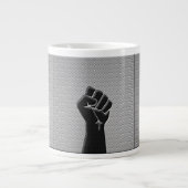 Tasse Géante Poing de solidarité en fibre de carbone (Devant)