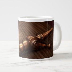 Tasse Géante Pompier - C'est poli de pointer