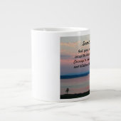 Tasse Géante Prière Serenity Coucher de soleil sur la mer rose (Devant)