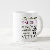 Tasse Géante Sans Voix La Fille Vet Tech (Devant droit)