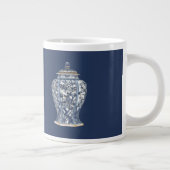 Tasse Géante Vase en porcelaine bleue et blanche de Vision Stud (Droite)