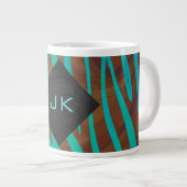 Tasse Géante Zèbre Brown et Turquoise avec Monogramme (Devant droit)