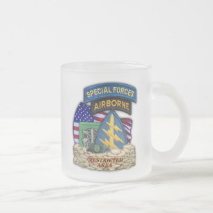 Tasse Givré 10e Les bérets verts des forces spéciales clignote