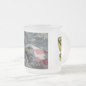 Tasse Givré 1re division de cavalerie - Iraq Veteran (Devant droit)